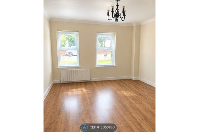 Flat  Beaufort Court, The Park, Cheltenham photo 4