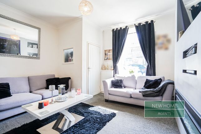8, Essex Street, Darwen photo 4