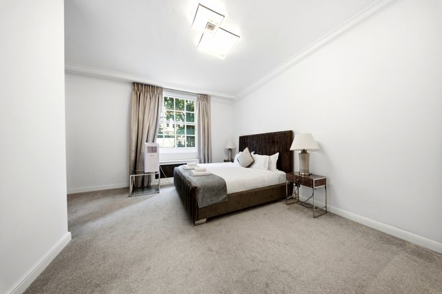 1, 43 Lowndes Square, Lowndes Square, London photo 4
