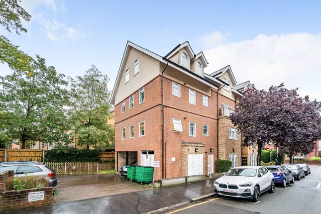 Thumbnail Maisonette for sale in Mulgrave Road, Central Croydon, Croydon