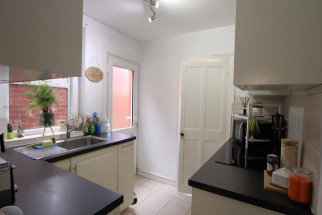 29, Pitcroft Avenue, Reading photo 3