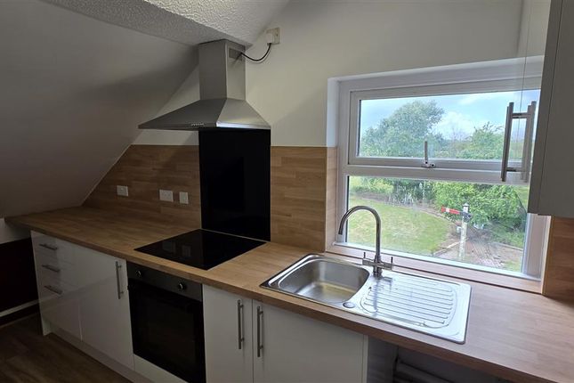 Flat 10, Brent Court, Swasvesey photo 4
