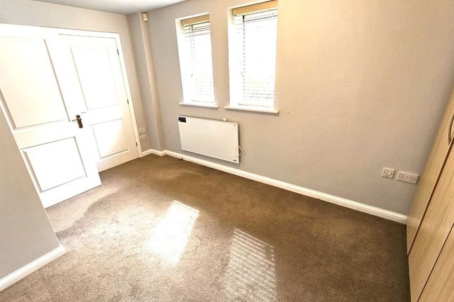 Flat to rent in Magdala Court, The Butts, Worcester