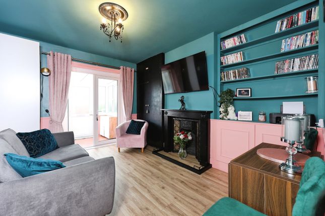 Rose Cottage, 18, Lowtherville Road, Isle of Wight photo 2