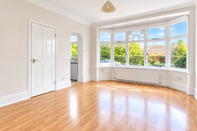 Busbridge Lane, Godalming photo 2