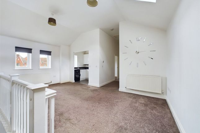 Flat for sale in Mildenhall Way, Kingsway, Gloucester, Gloucestershire