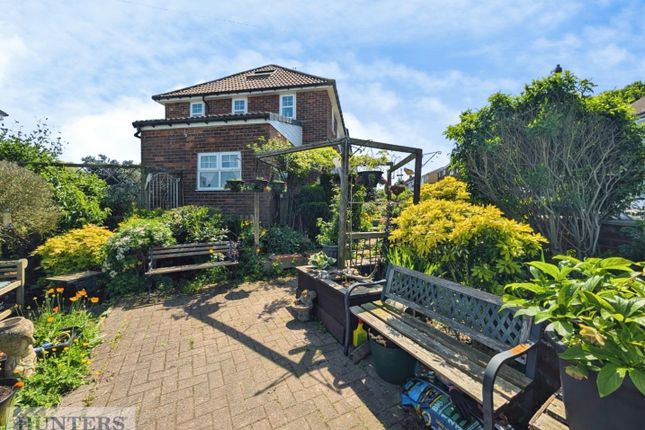 18, Webb Square, Horden photo 3