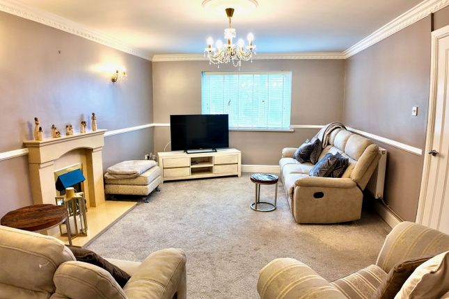 Ty-Newydd, Cwmalsie Lane, Blackwood photo 2