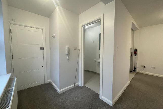 29b, High Street, Orpington photo 3