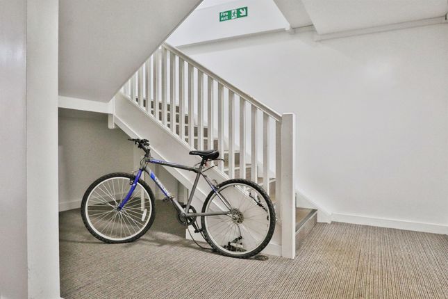 Flat 34, 45, St. Michaels Lane, Leeds photo 2
