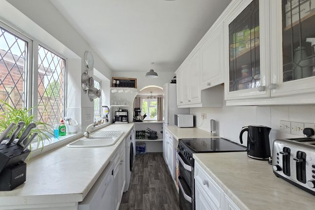 40, Stowe Drive, Southam photo 4