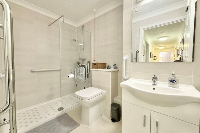 14 Perrin Court, Parkland Grove, Ashford photo 3