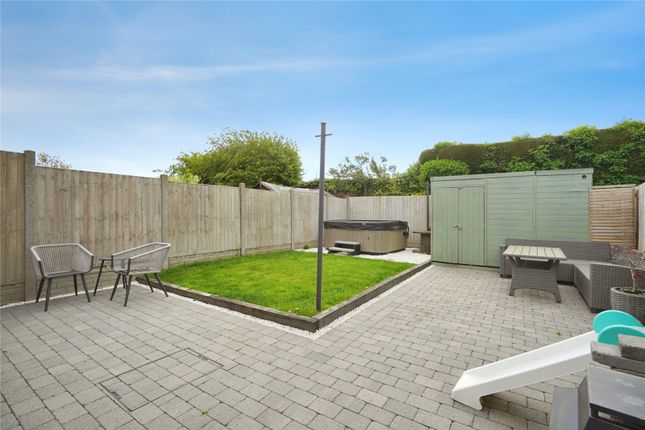 30, Elm Grove, Swadlincote photo 4