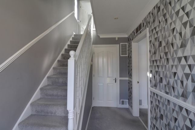 15, SPRINGDALE CLOSE, HULL photo 3