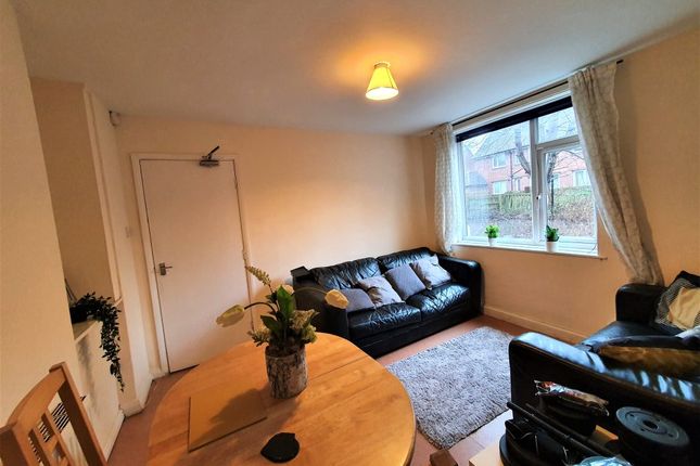 15, Beadnell Place, NEWCASTLE UPON TYNE photo 2