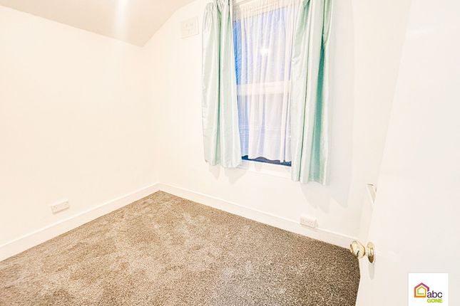 102a Western Road, London photo 4