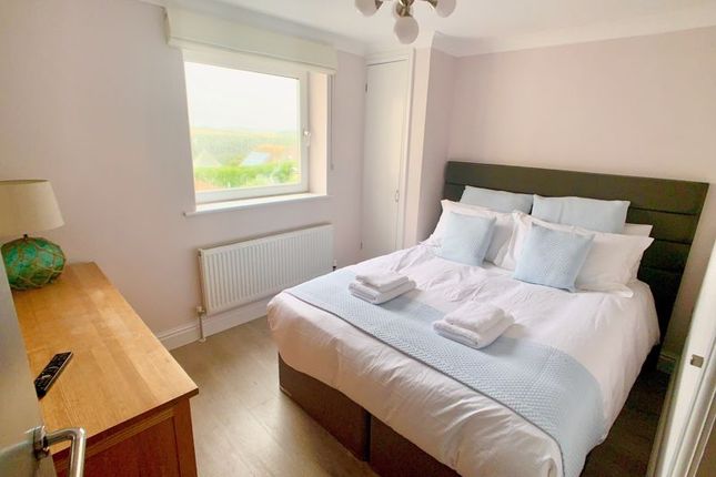 Flat for sale in Pentire Avenue, Newquay