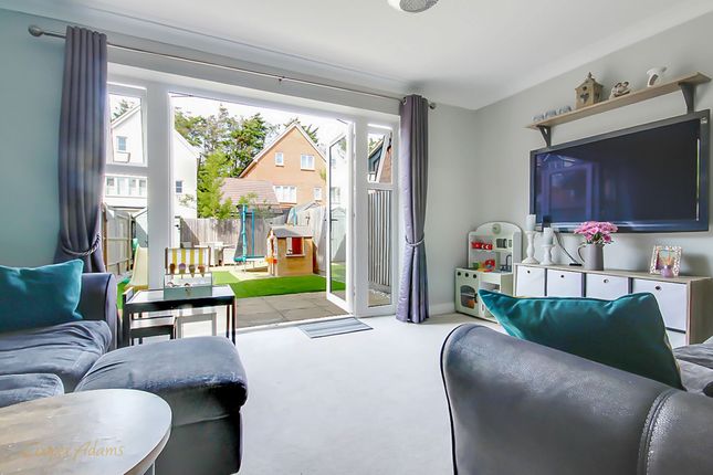 3 Lavender Way, Littlehampton photo 4