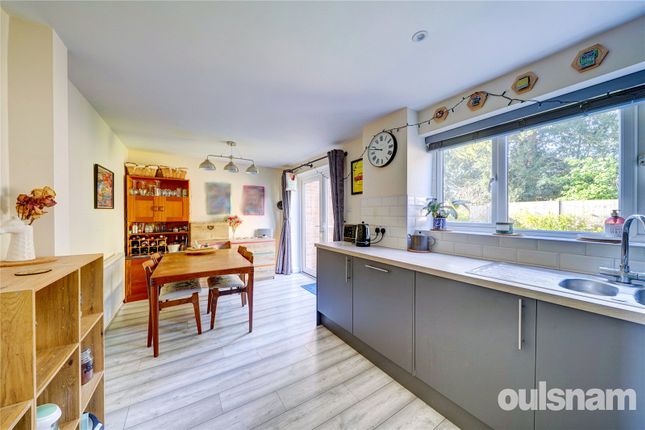 22, School Road, Droitwich photo 4