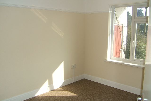 203, Hele Road, Torquay photo 4