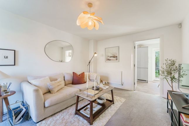 24, Holly Grove, Selby photo 4