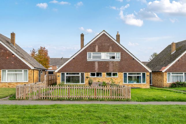 3 Bedroom Semi-Detached in SN10 5BQ
