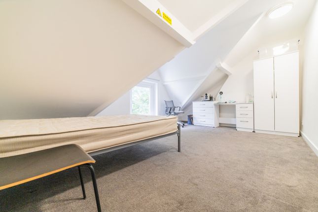 Call 02920 454555 To Secure Your Viewing_16