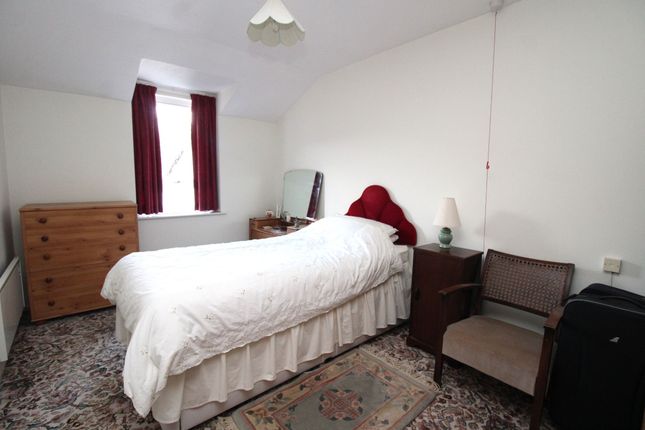 51 Pebble Court, Paignton photo 4