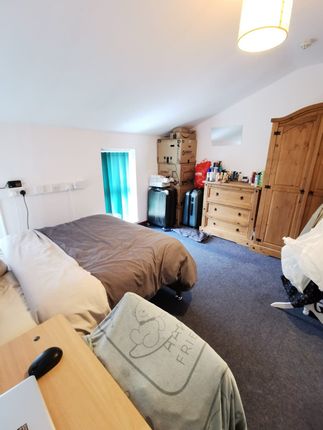 Shared accommodation to rent in Francis Street, Brynmill, Swansea
