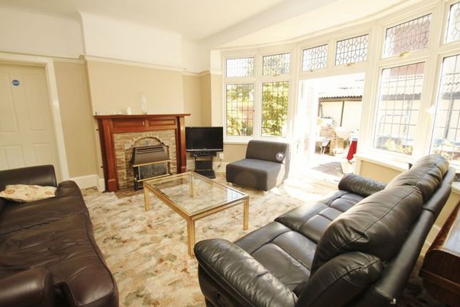 15 Ascham Road, Bournemouth photo 3