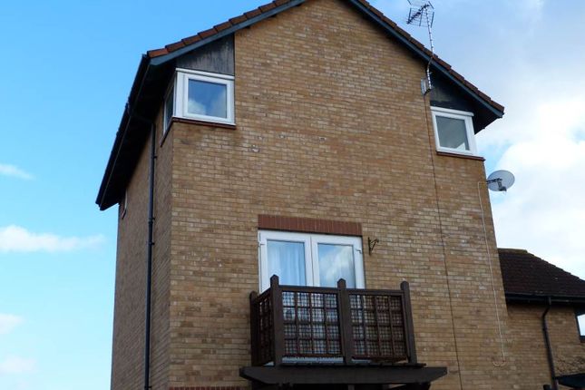 Thumbnail Maisonette to rent in Stafford Grove, Milton Keynes