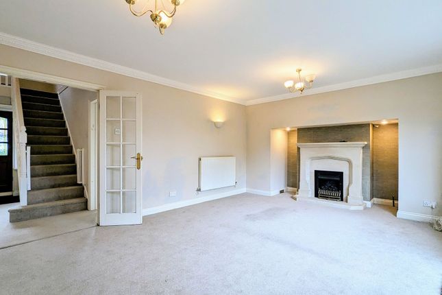 7 Stagshaw Grove, Milton Keynes photo 4