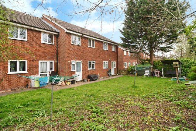 Flat for sale in St. Margarets Avenue, Stanford-Le-Hope
