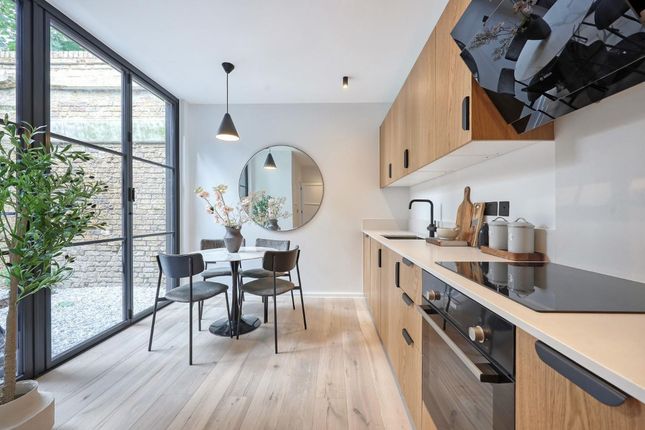 Plot 5, 4, The Coach Yard, London photo 3
