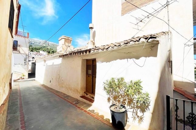 Thumbnail Town house for sale in Sedella, Andalusia, Spain