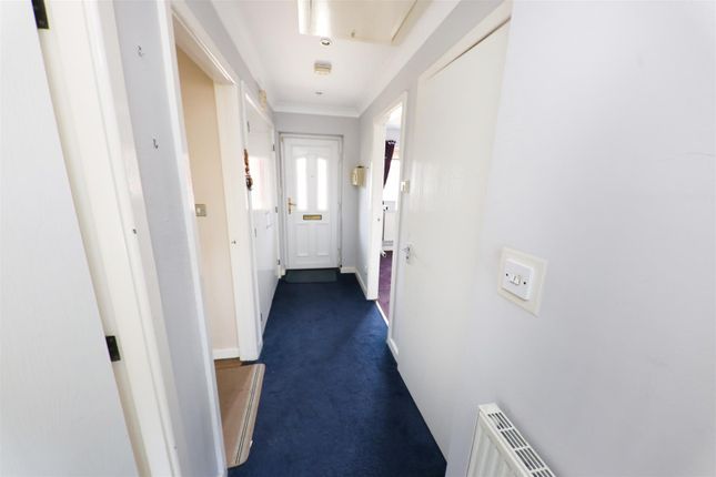 20, Tynedale Court, Doncaster photo 4