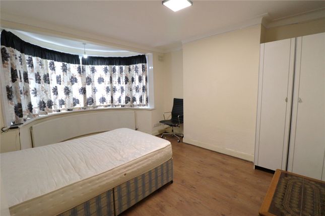 343, Kenton Road, Harrow photo 5