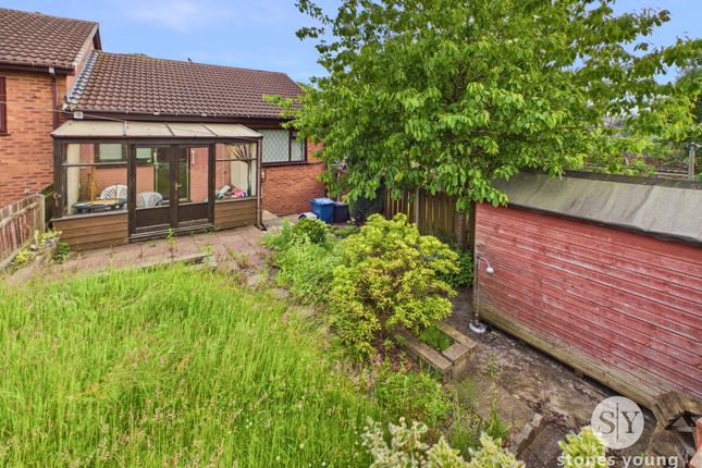 1 Highbank, Blackburn photo 2