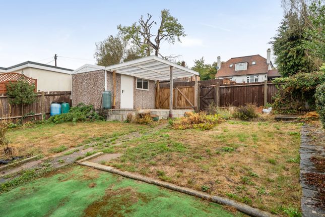 50, Middle Road, Denham photo 4