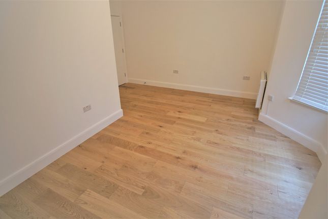 Room to rent in Trinity Road, Wood Green, London