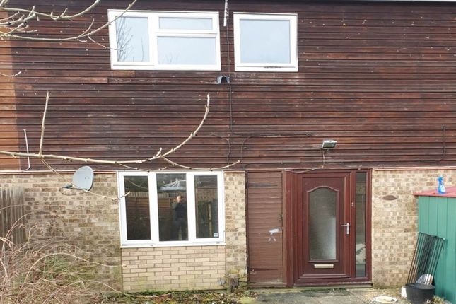 Kirkmeadow Bretton Peterborough Pe3 3 Bedroom Terraced