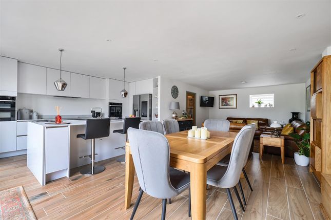 1 Hilbury Court, Hilperton Road, Trowbridge photo 4