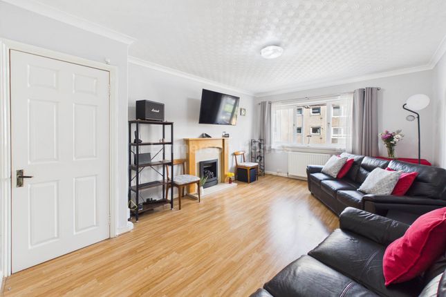 7c, Ferguson Street, Johnstone photo 3