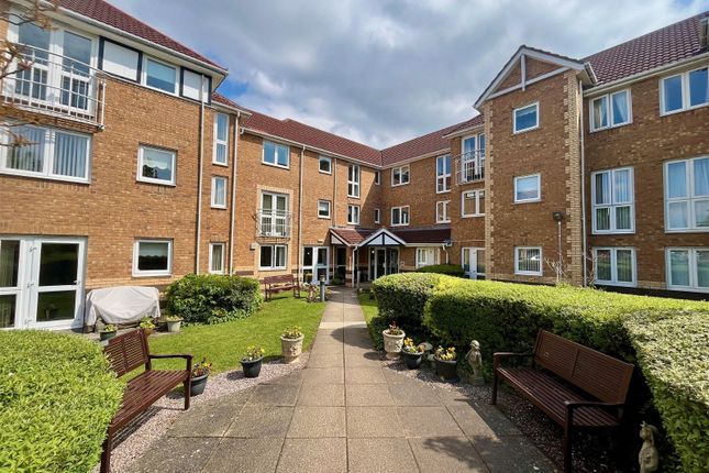 Thumbnail Flat for sale in Westway, Maghull, Liverpool