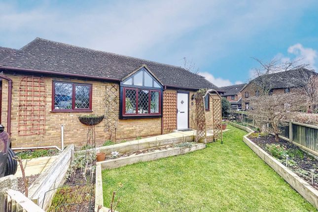 Thumbnail Bungalow for sale in Ashbee Close, Snodland