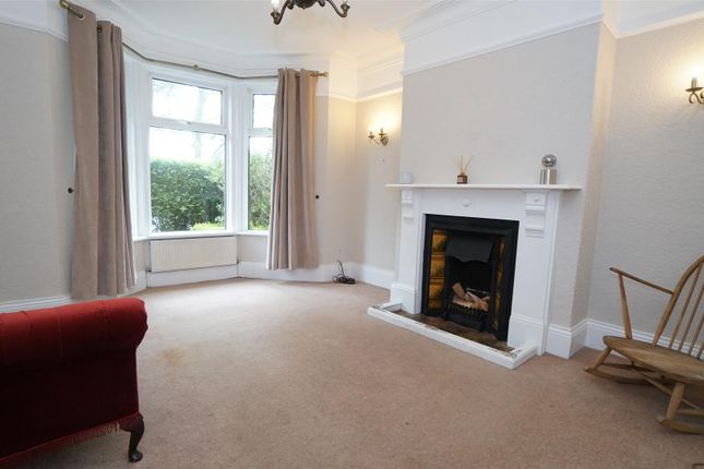 14, Hall Road, Bradford photo 2