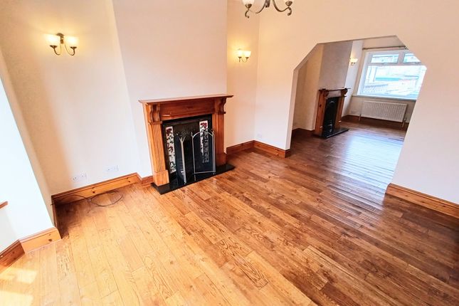 Mayfield Terrace, Bishop Auckland photo 2