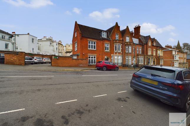 Flat 2, 14, Oxford Street, Nottingham photo 2