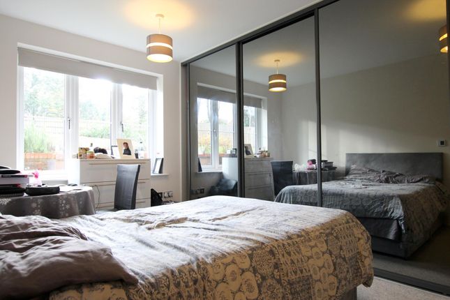 Flat 2 Midwinter Court, Chandos Road, Buckinghamshire photo 4