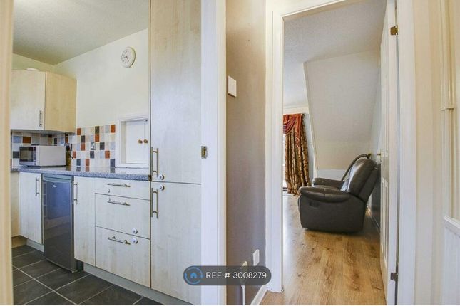 Bingham Close, Emerson Valley, Milton Keynes photo 5